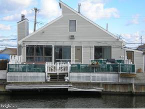 48 Neptune Road Toms River, NJ 08753 - Photo 2 of 10
