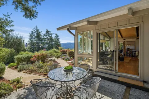 $3,795,000 | 665 West Glen Way, Woodside, CA 94062
