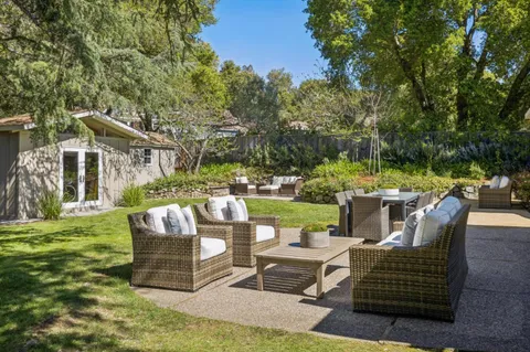 $3,795,000 | 665 West Glen Way, Woodside, CA 94062
