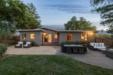 $3,795,000 | 665 West Glen Way, Woodside, CA 94062