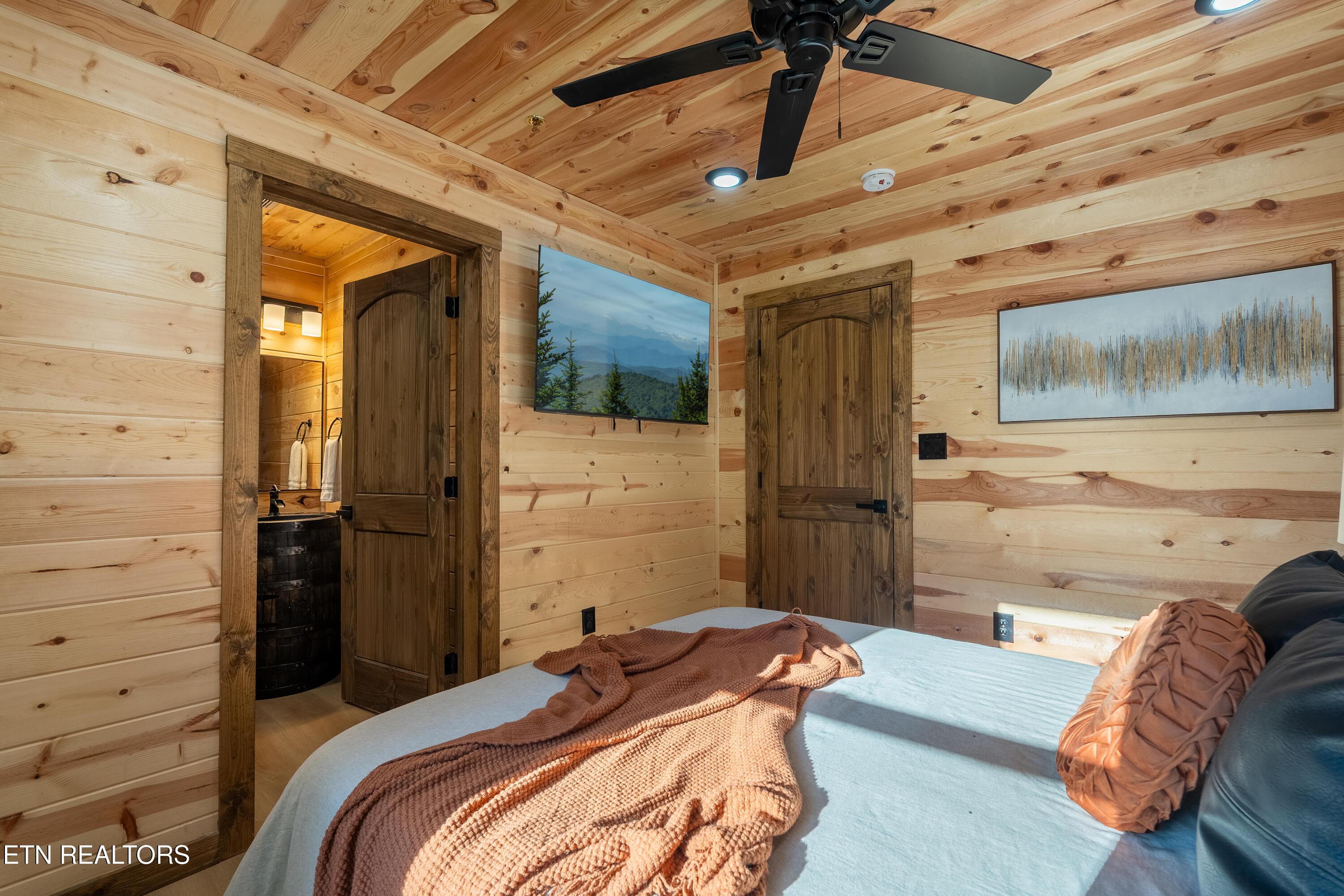 4015 Hitching Post Road Pigeon Forge, TN 37863 - Photo 24 of 54 DSC07008-HDR