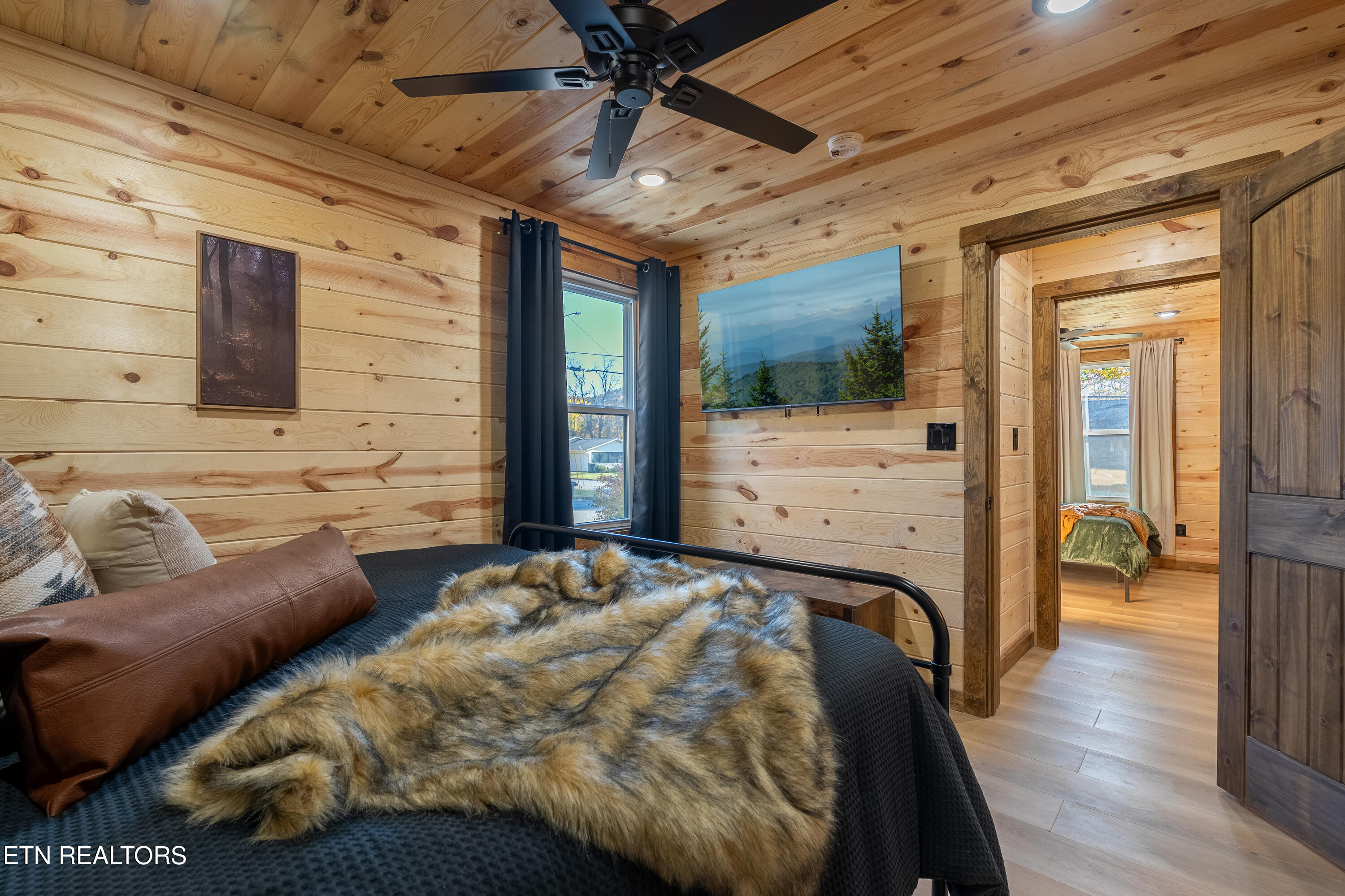 4015 Hitching Post Road Pigeon Forge, TN 37863 - Photo 30 of 54 DSC07038-HDR