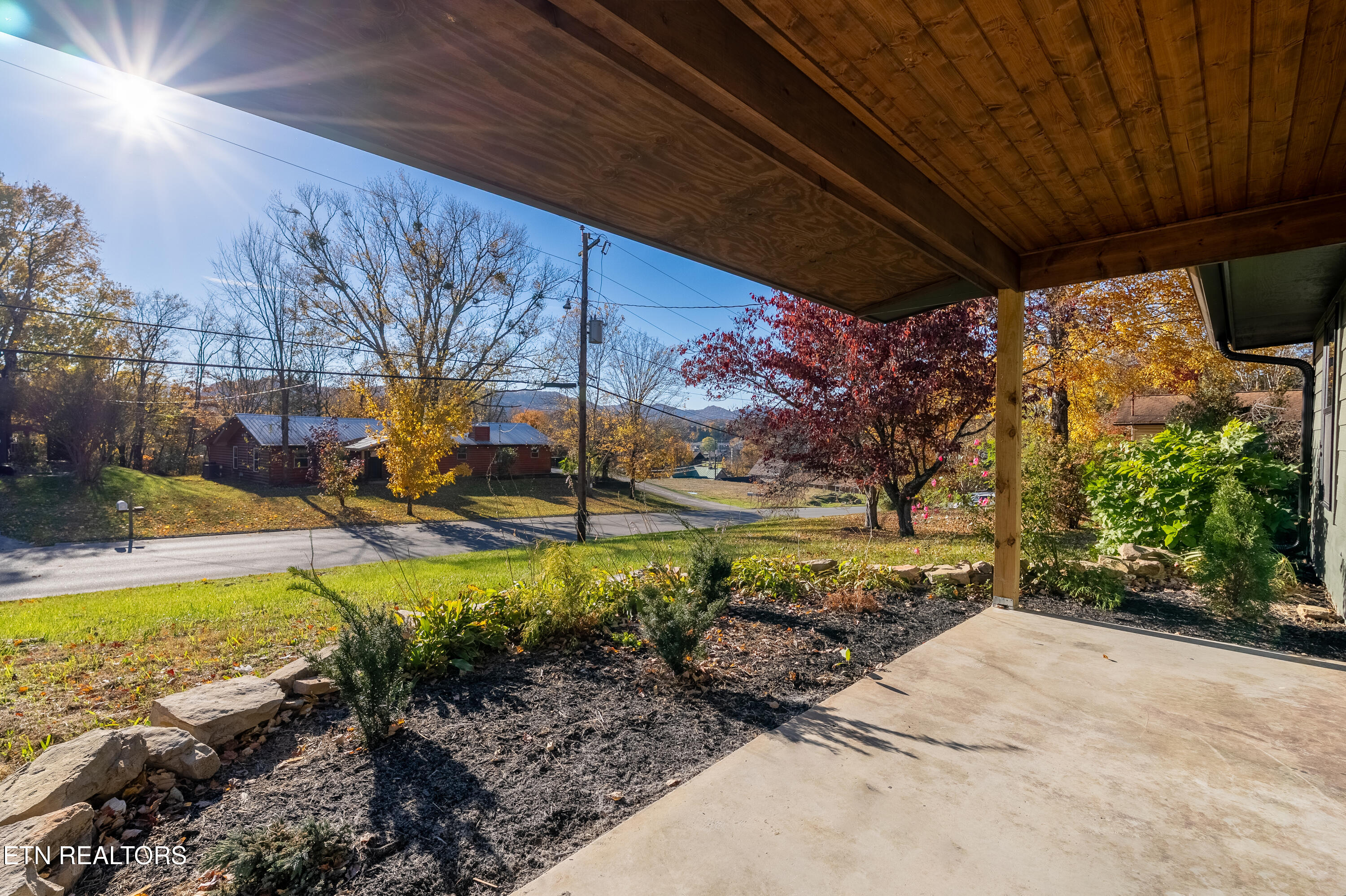 4015 Hitching Post Road Pigeon Forge, TN 37863 - Photo 4 of 54 DSC06858-HDR