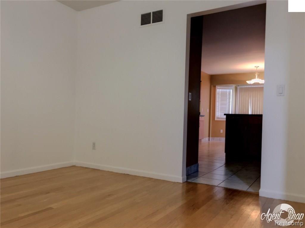2565 Brilliance Rochester Hills, MI 48309 - Photo 8 of 63