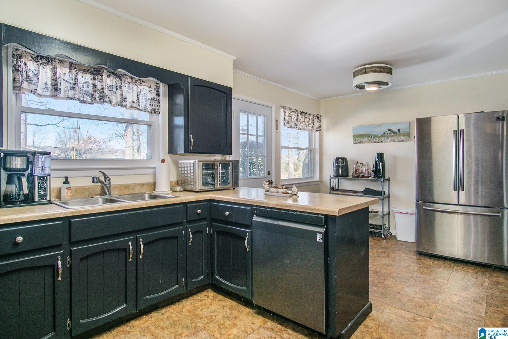 1119 Arrowhead Trail Alabaster, AL 35007 - Photo 8 of 41