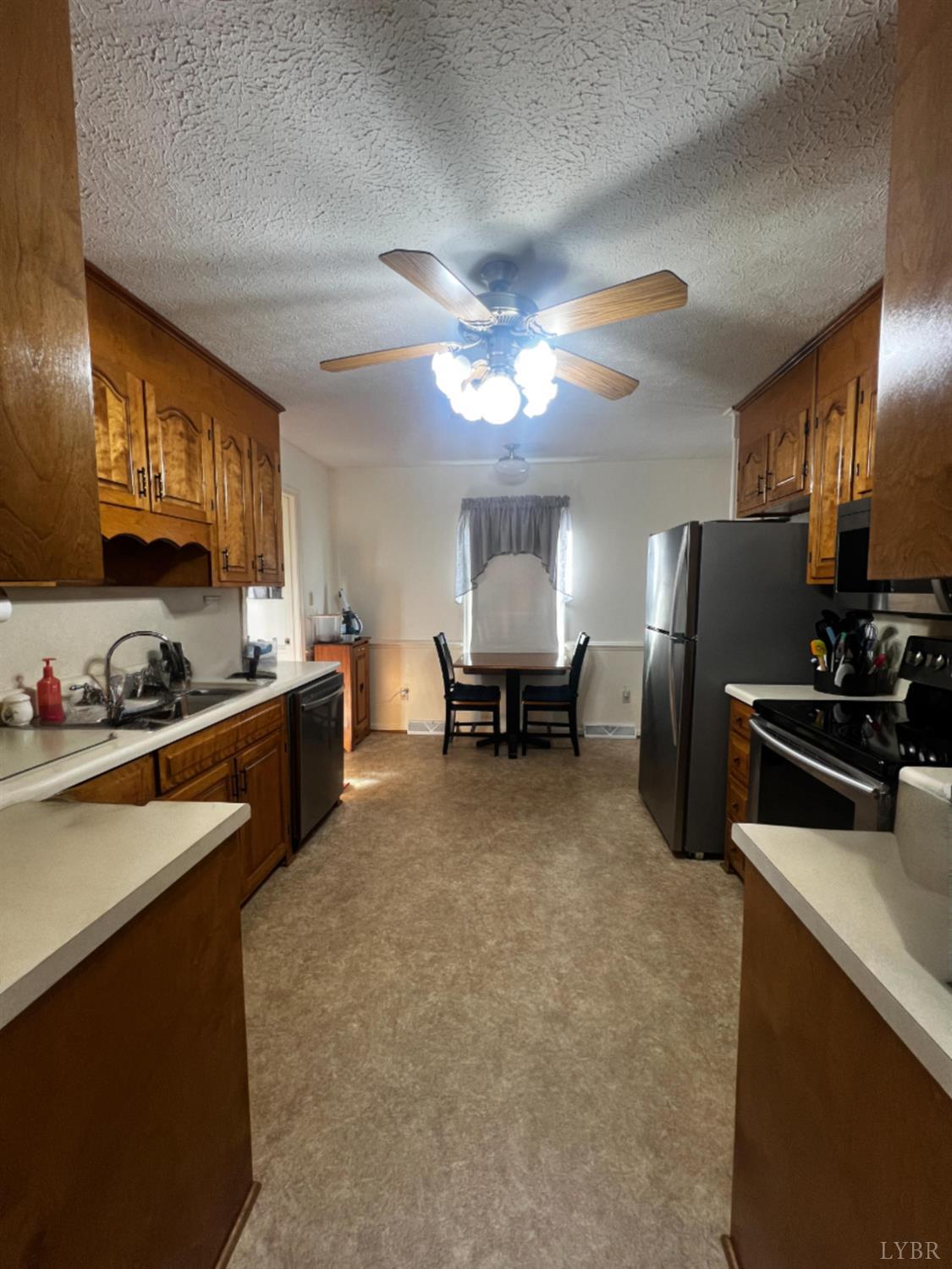 511 Darrell Lane Hurt, VA 24563 - Photo 12 of 24