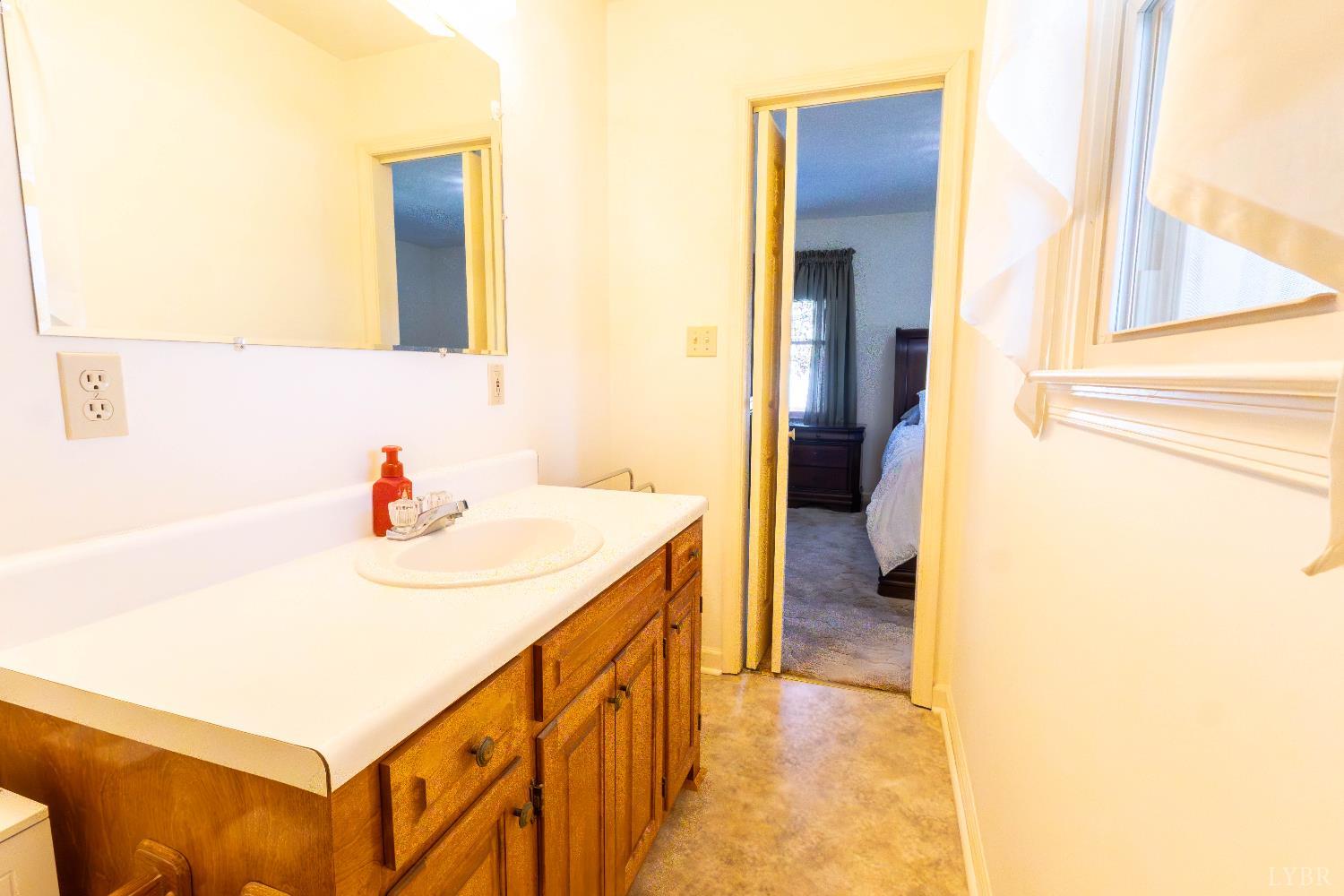 511 Darrell Lane Hurt, VA 24563 - Photo 42 of 55