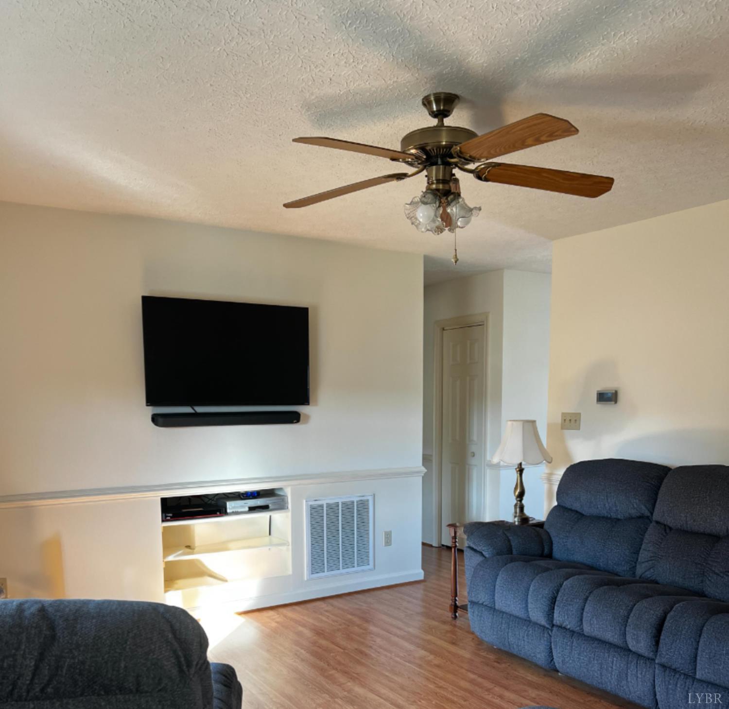 511 Darrell Lane Hurt, VA 24563 - Photo 10 of 24