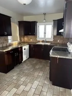 $1,600 | 730 West Madison Street, Lake Mills, WI 53551