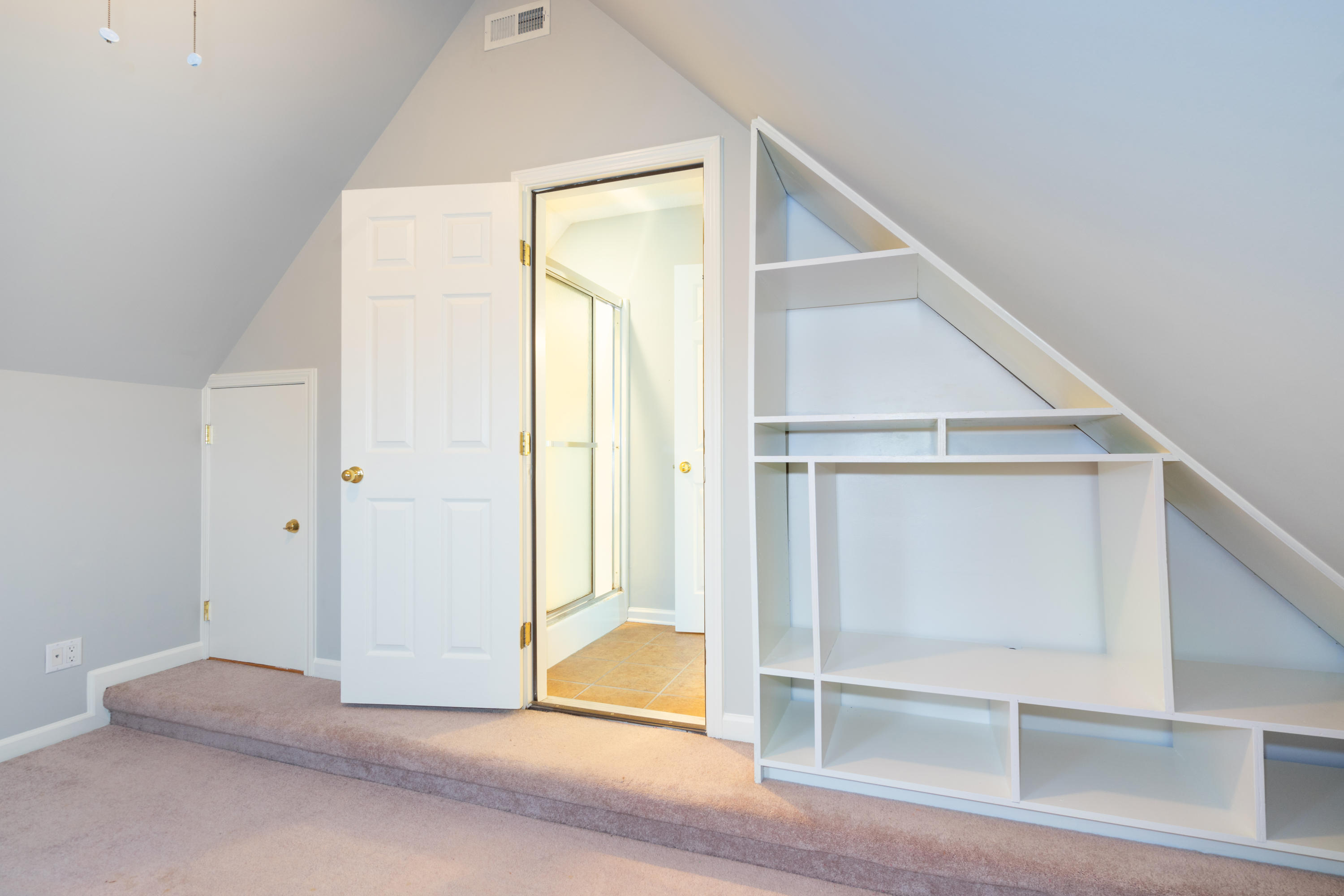2060 Paris Metz Road Chattanooga, TN 37421 - Photo 19 of 23 Bonus Room / 4th Bedroom