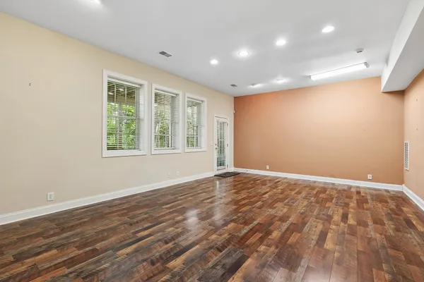 $1,000,000 | 621 Cherry Glen Circle, Nashville, TN 37215