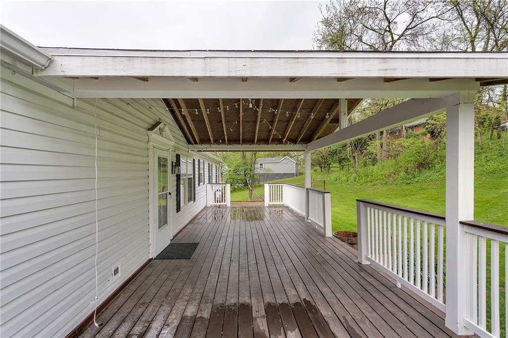 360 Clements Road Pittsburgh, PA 15239 - Photo 3 of 25