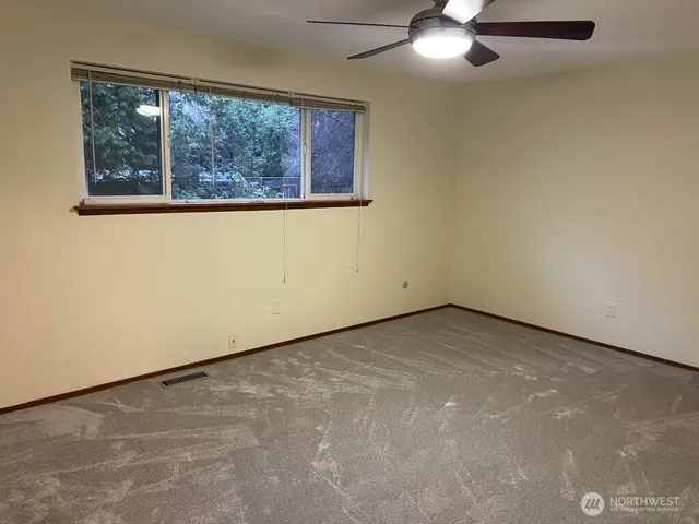 $3,000 | 16866 Southeast 268th Street, Covington, WA 98042