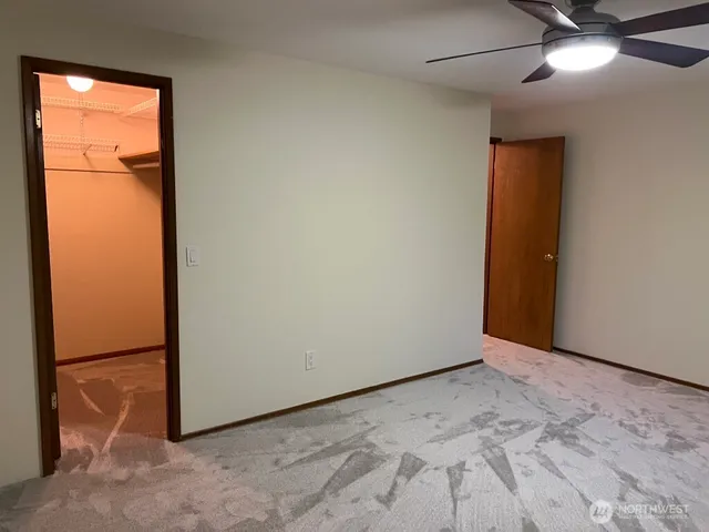 $3,000 | 16866 Southeast 268th Street, Covington, WA 98042