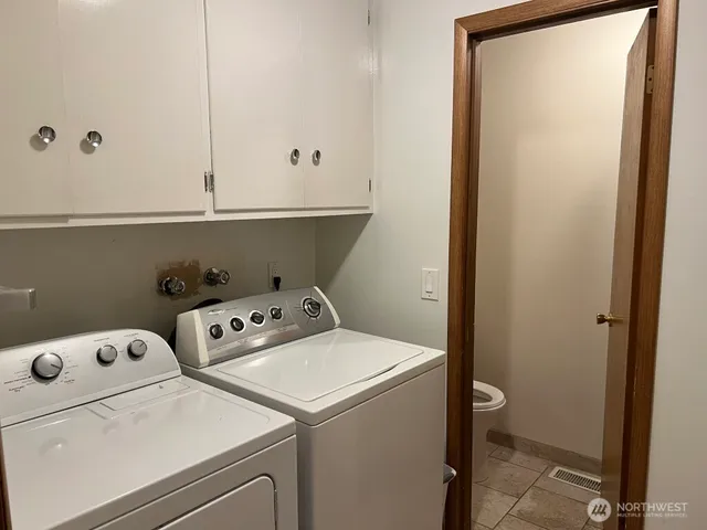 $3,000 | 16866 Southeast 268th Street, Covington, WA 98042