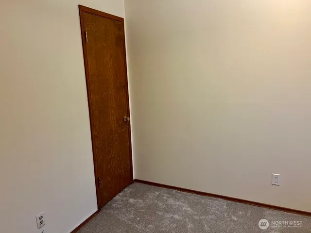 $3,000 | 16866 Southeast 268th Street, Covington, WA 98042