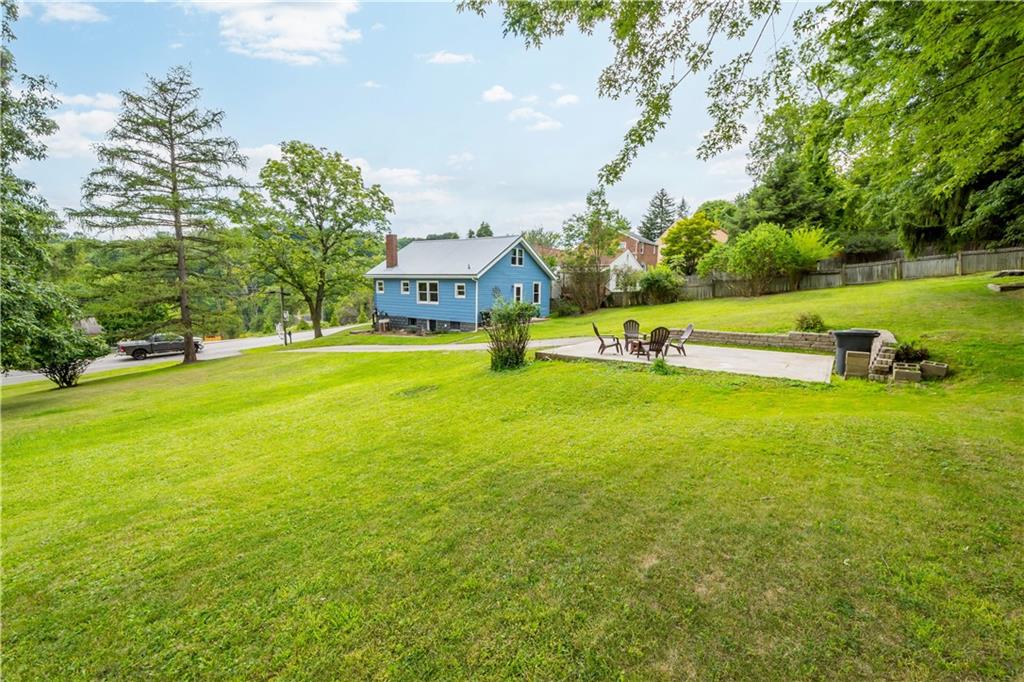 5981 Library Road Bethel Park, PA 15102 - Photo 3 of 25 Gallery Image 3