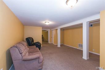 2430 Patterson Road Florissant, MO 63031 - Photo 13 of 23 Gallery Image 13