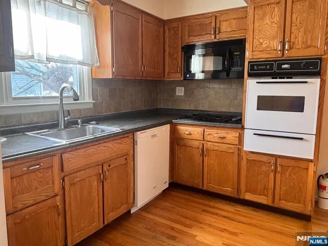 $2,250 | 31 Garbarino Avenue, Unit 2, Wanaque, NJ 07465