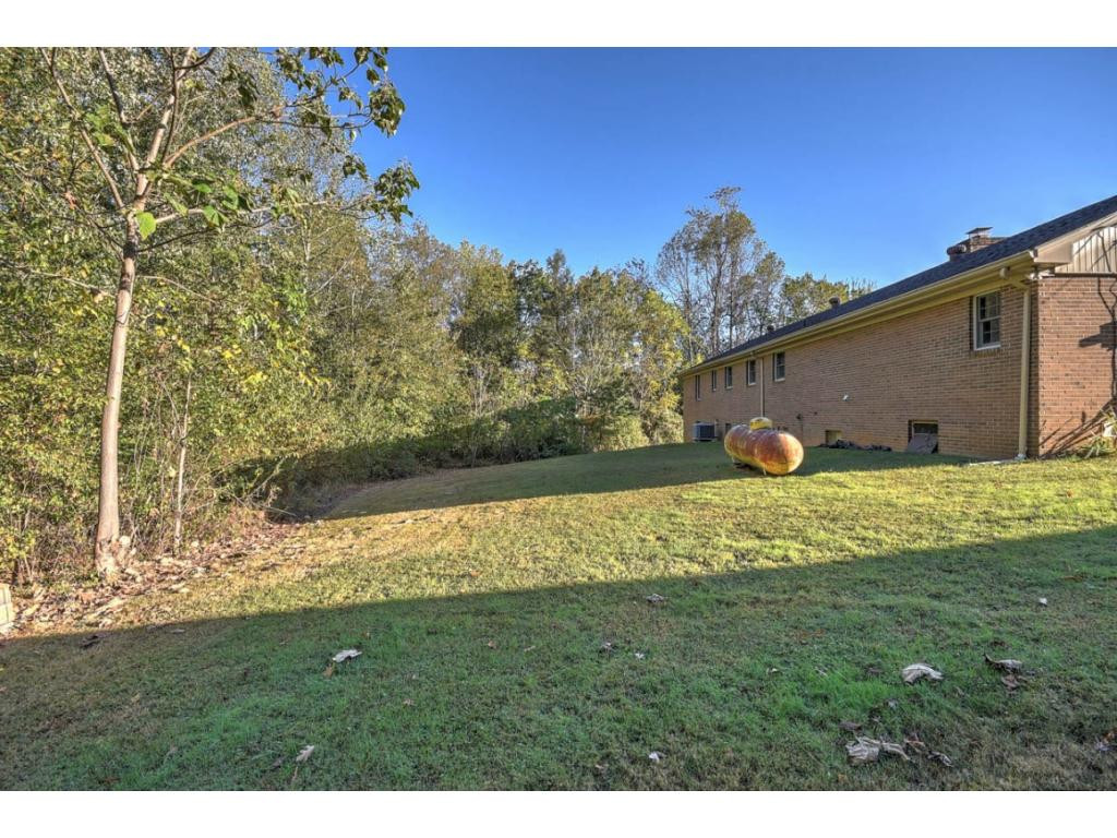 121 Bill Martin Road Chuckey, TN 37641 - Photo 30 of 36 Photo 30