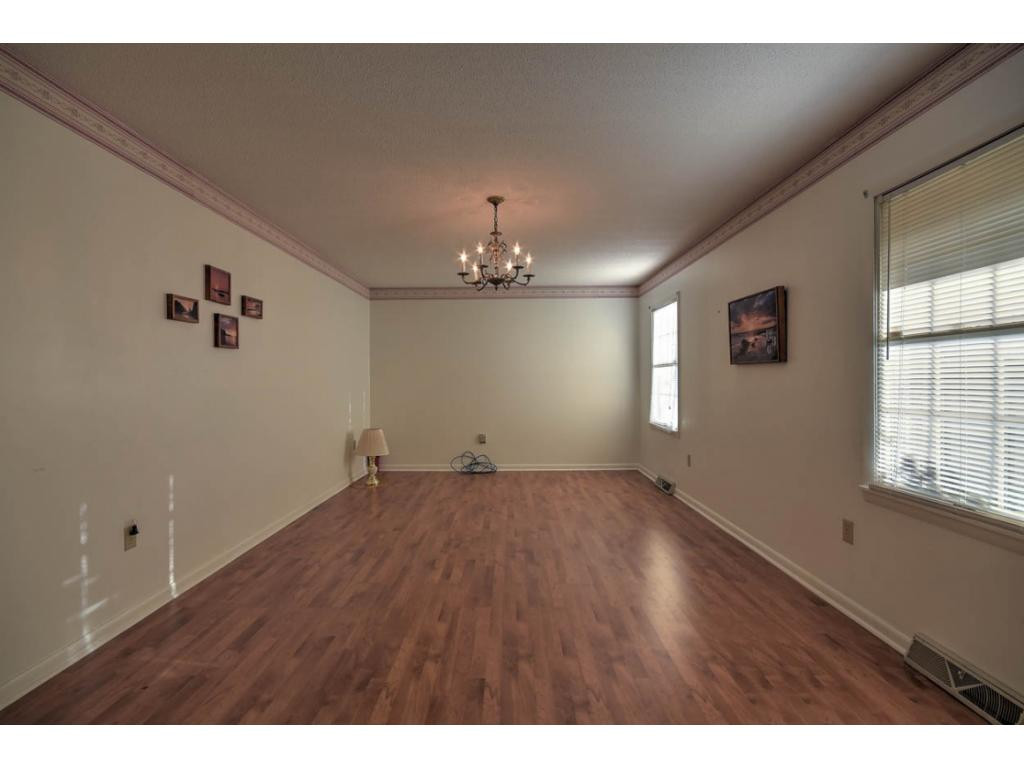 121 Bill Martin Road Chuckey, TN 37641 - Photo 5 of 36 Photo 5