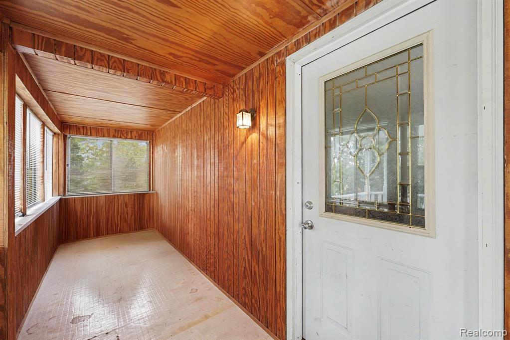 2797 East Labo Road Carleton, MI 48117 - Photo 13 of 29