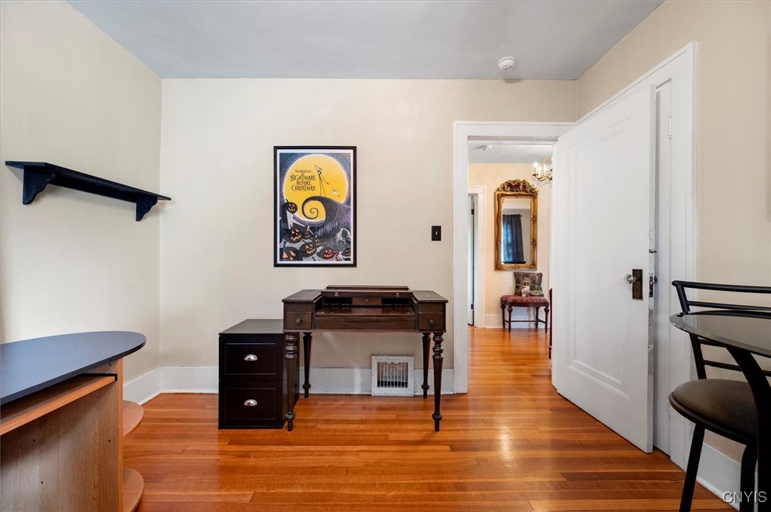 824 Herkimer Road Utica, NY 13502 - Photo 22 of 48