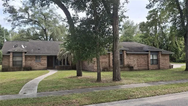 $385,000 | 900 Red Fox Road, Altamonte Springs, FL 32714