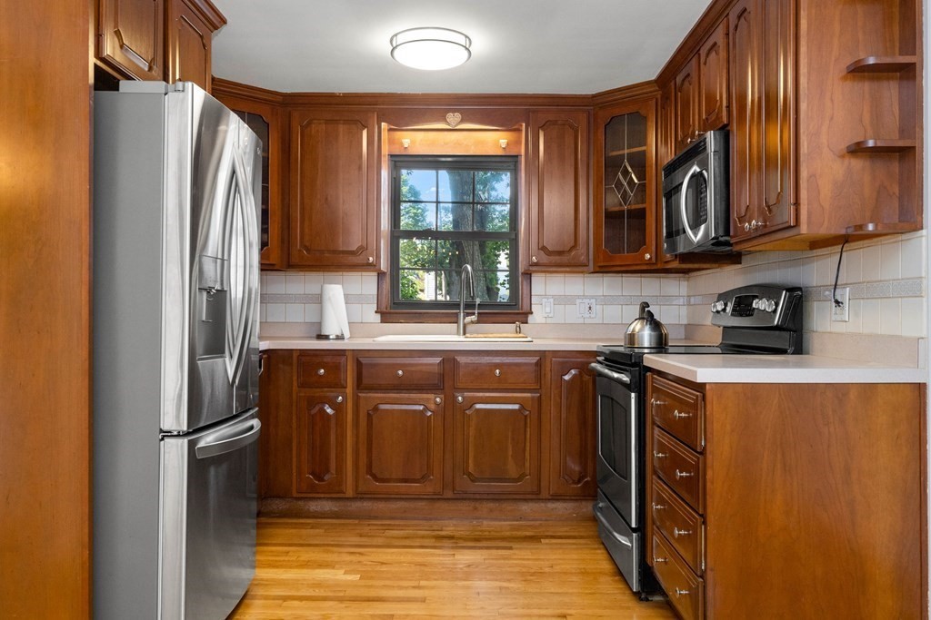 3 Basse Road Lynn, MA 01904 - Photo 11 of 37 Gallery Image 11