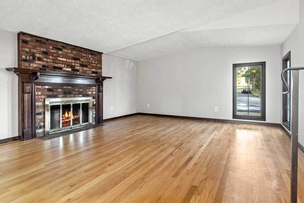 3 Basse Road Lynn, MA 01904 - Photo 12 of 37 Gallery Image 12