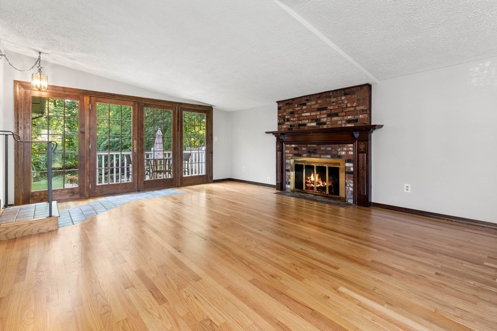 3 Basse Road Lynn, MA 01904 - Photo 13 of 37 Gallery Image 13