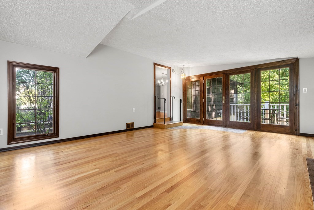 3 Basse Road Lynn, MA 01904 - Photo 14 of 37 Gallery Image 14