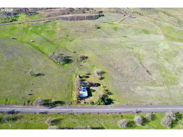 $395,000 | 4925 7 Mile Hill Road, The Dalles, OR 97058