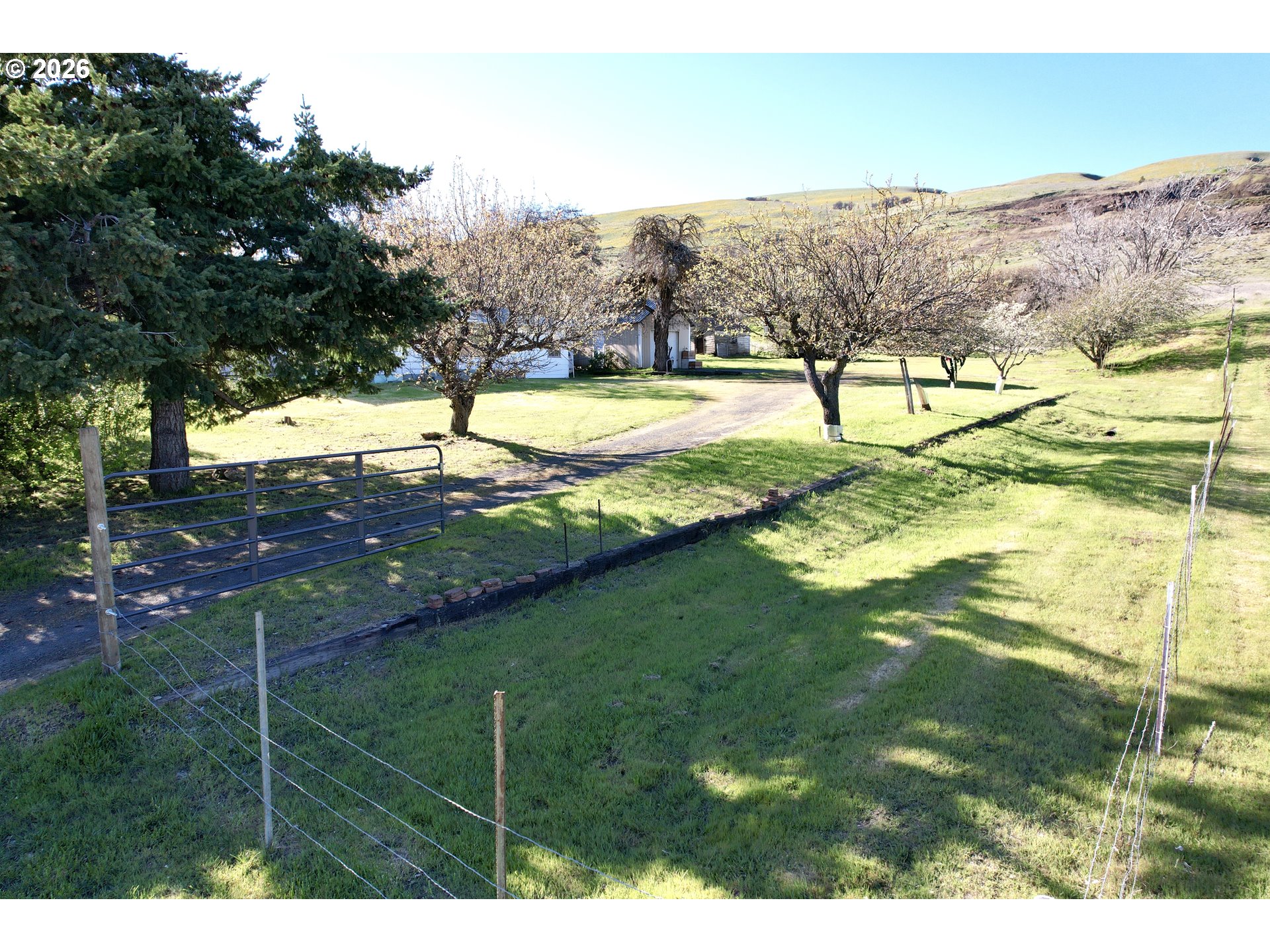 4925 7 Mile Hill Road The Dalles, OR 97058 - Photo 15 of 47