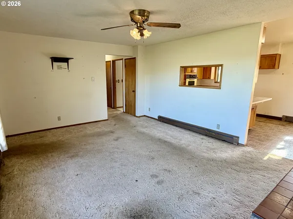 $395,000 | 4925 7 Mile Hill Road, The Dalles, OR 97058