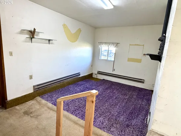 $395,000 | 4925 7 Mile Hill Road, The Dalles, OR 97058