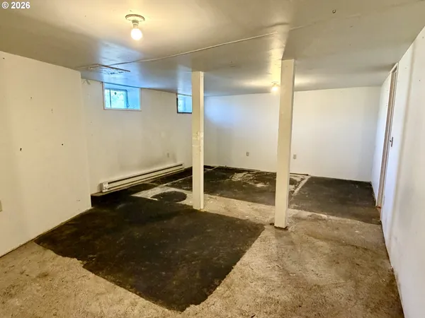 $395,000 | 4925 7 Mile Hill Road, The Dalles, OR 97058