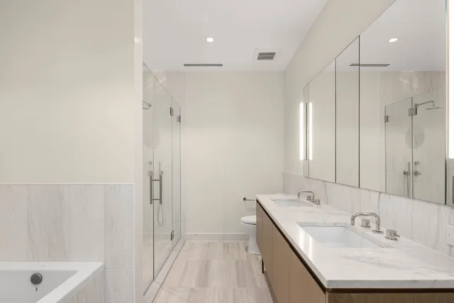 $2,295,000 | 435 West 19th Street, Unit 1A | Chelsea