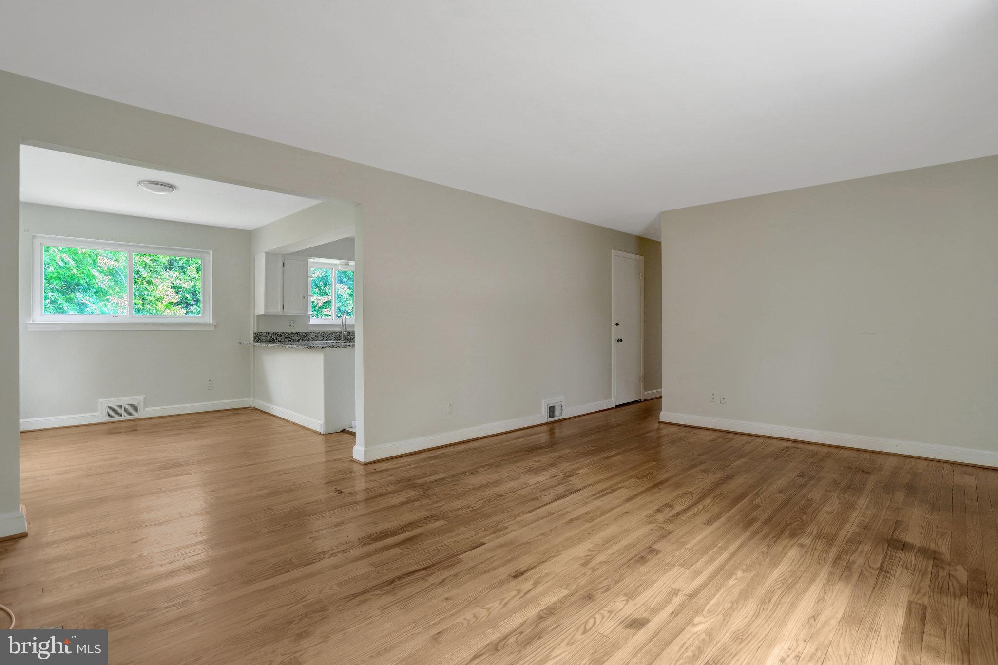 6005 Frederick Street Springfield, VA 22150 - Photo 4 of 24