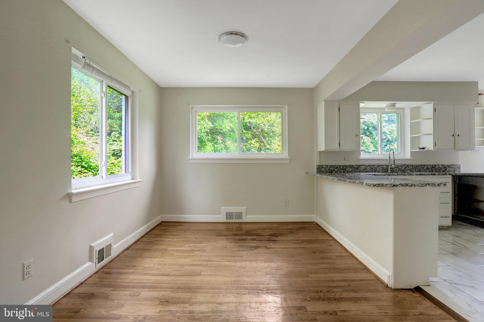 6005 Frederick Street Springfield, VA 22150 - Photo 5 of 24