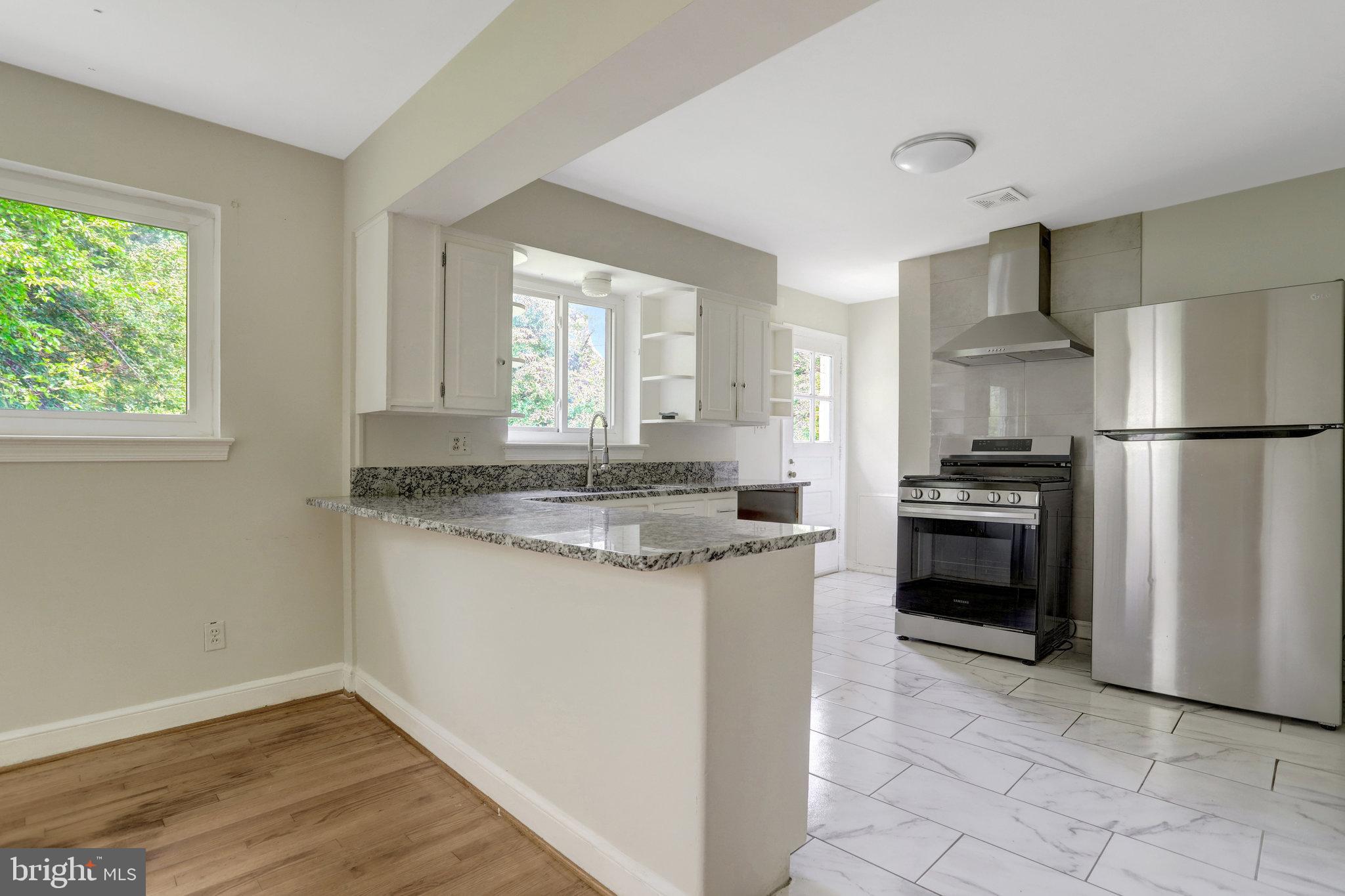 6005 Frederick Street Springfield, VA 22150 - Photo 6 of 24