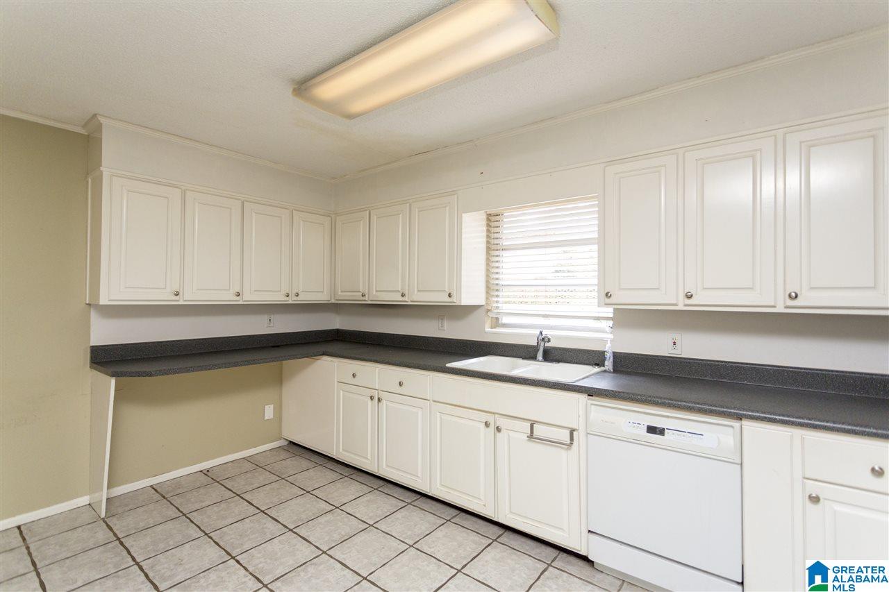 137 Lindberg Road Bessemer, AL 35023 - Photo 11 of 29