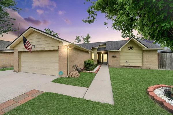 $259,900 | 24118 Nomini Hall Lane, Katy, TX 77493