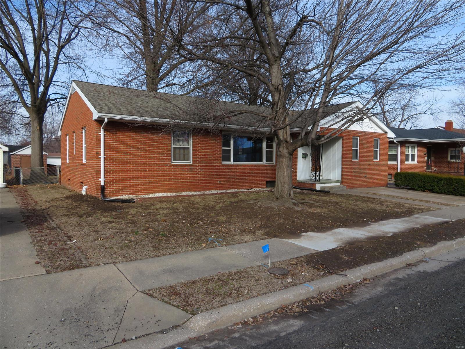 124 East 4th Street Roxana, IL 62084 - Photo 2 of 35