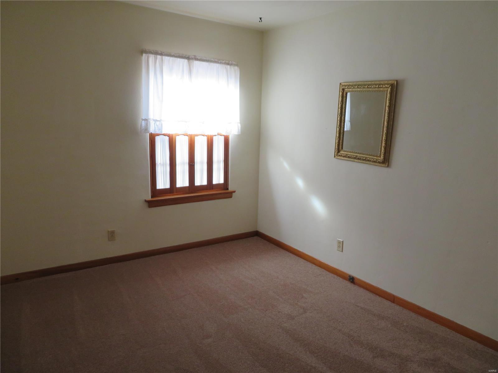 124 East 4th Street Roxana, IL 62084 - Photo 13 of 35