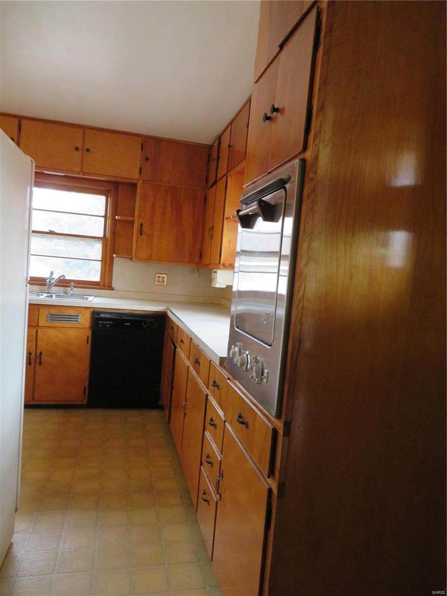 124 East 4th Street Roxana, IL 62084 - Photo 15 of 35