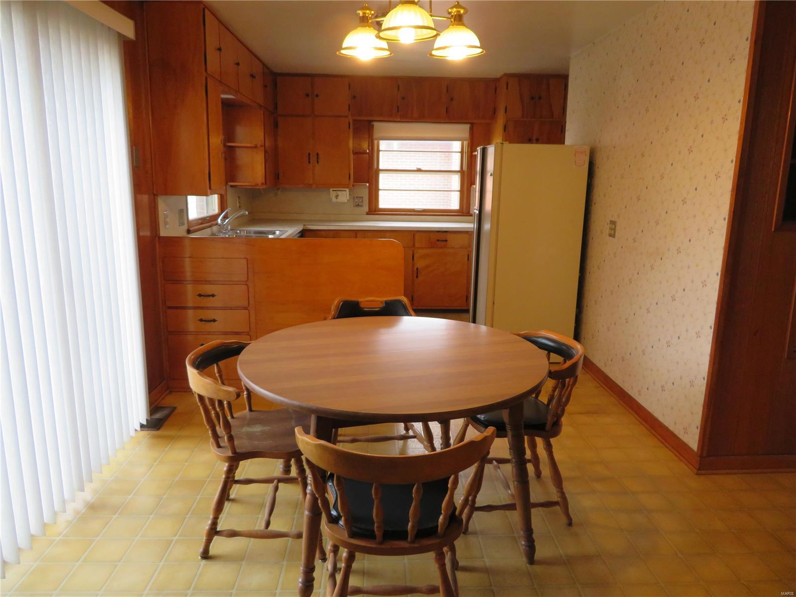 124 East 4th Street Roxana, IL 62084 - Photo 17 of 35