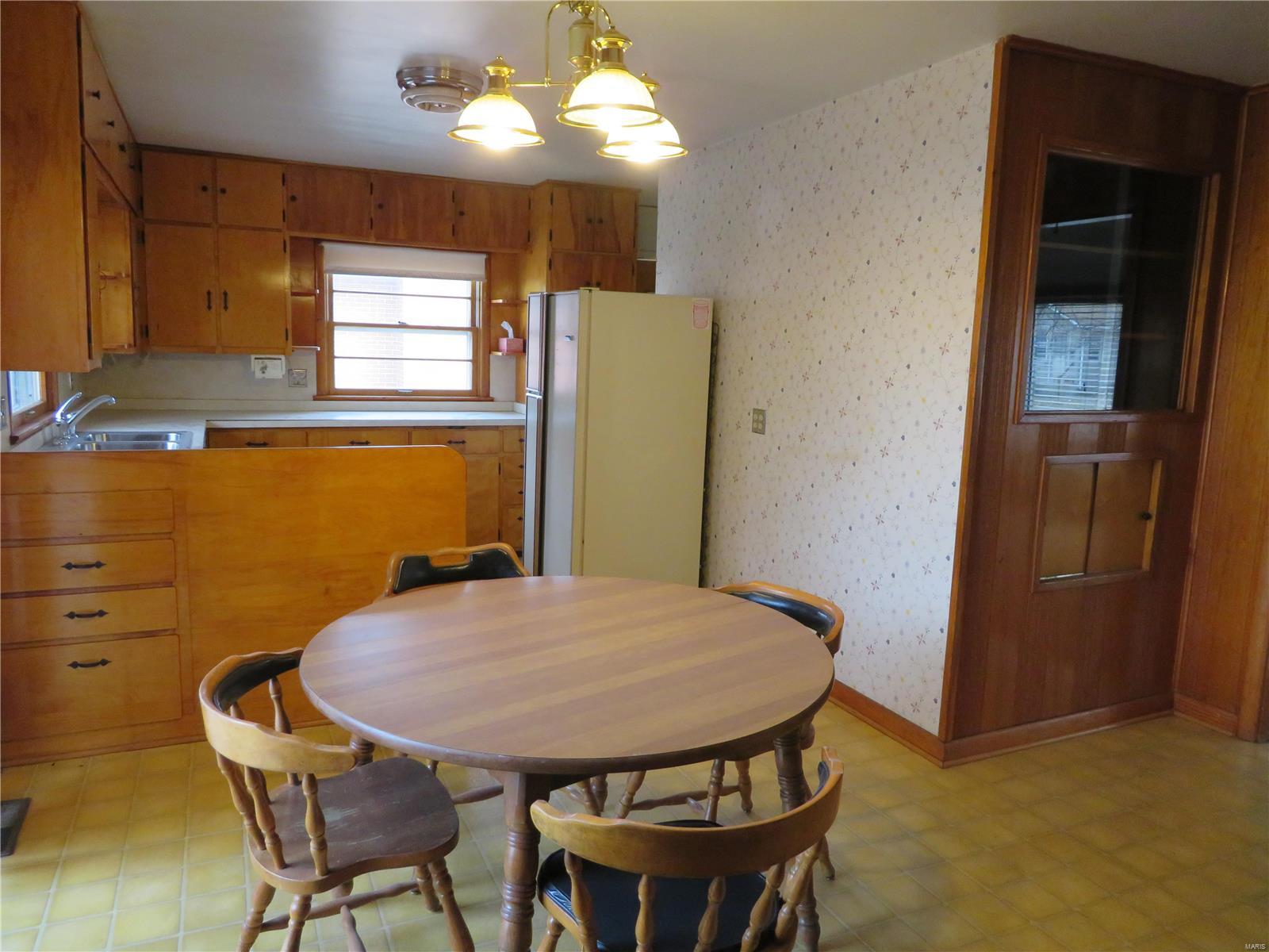 124 East 4th Street Roxana, IL 62084 - Photo 18 of 35