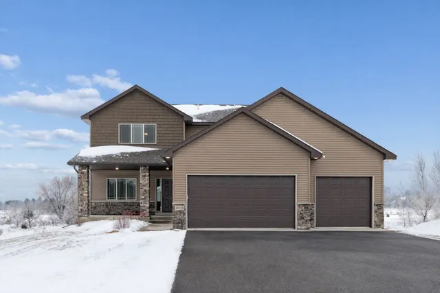 $659,900 | 21532 Butternut Street Northwest, Oak Grove, MN 55011