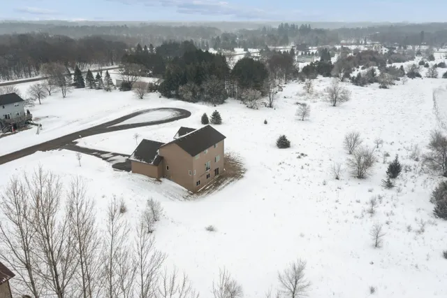 $659,900 | 21532 Butternut Street Northwest, Oak Grove, MN 55011